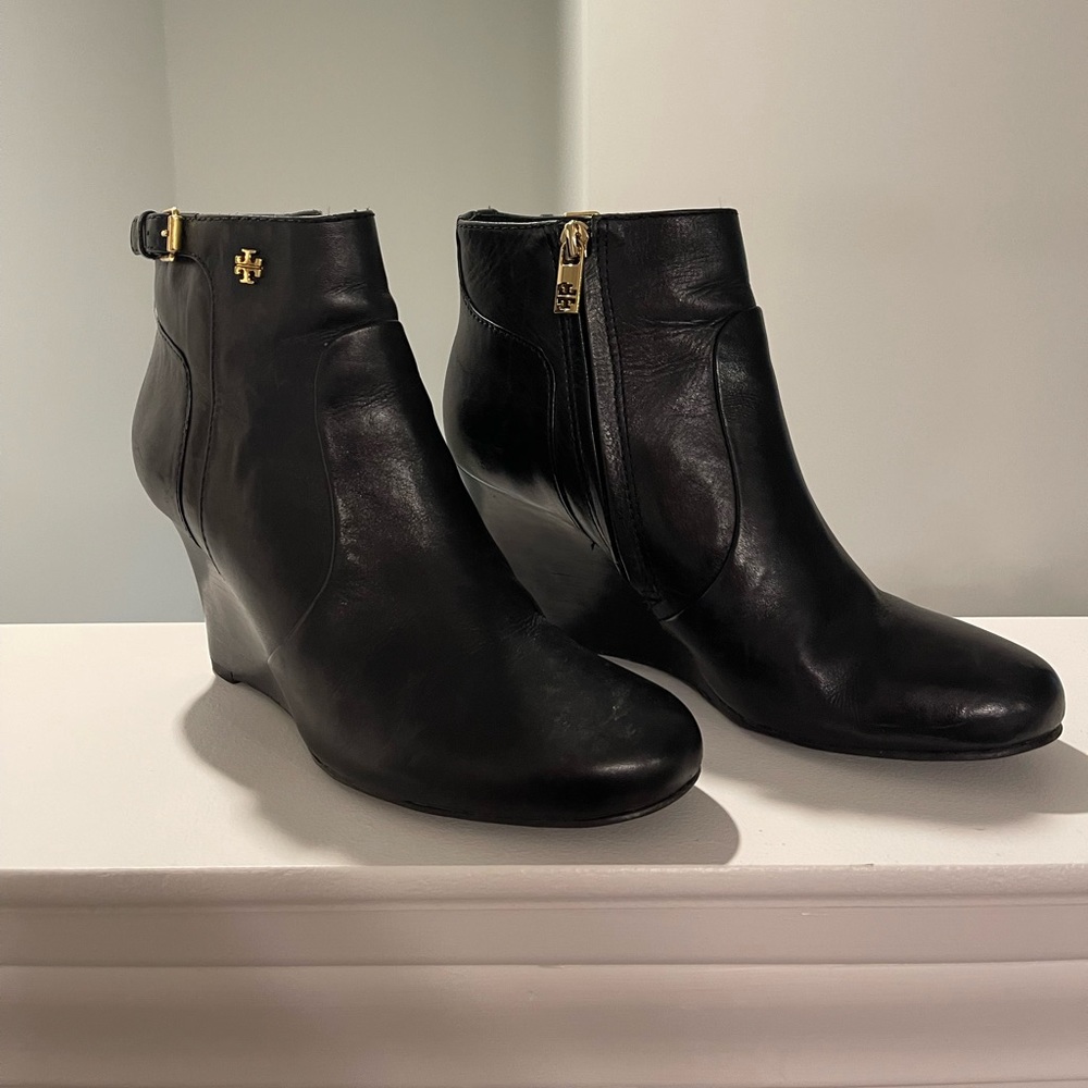 Tory Burch Black Wedge Booties (W7.5)
